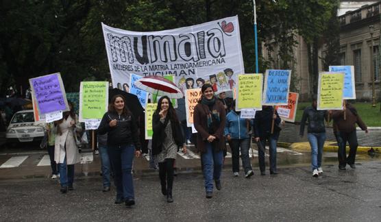 Durante la mañana de hoy la agrupación MUMALA concentrará en las puertas de la maternidad difundiendo los derechos de lamujer