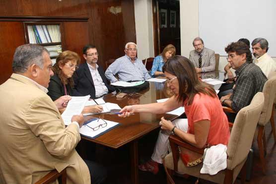 Las autoridades de la UNT recibieron, ayer, a los representantes de ADIUNT y la CONADU Histórica