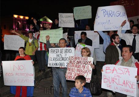 Paraguayos indignados se movilizaron en todo el país