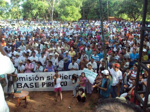 Campesinos de Barbero pidiendo por reforma agraria