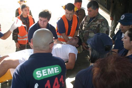 Muertos y heridos mientros todos se acusan