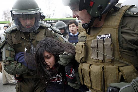 Carabineros detienen a estudiante secundaria