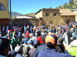 Pueblo de Mallku Khota en asamblea