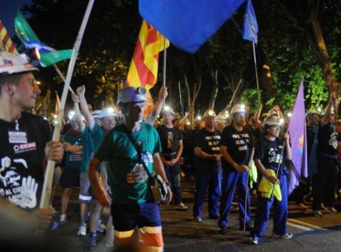 Mineros llegando a la Puerta del Sol