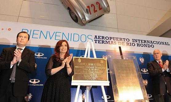 La Presidenta inauguró el aeropuerto internacional de Río Hondo