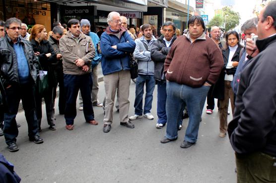 Repudiaron despido del periodista Jorge Rodríguez de Antena 8