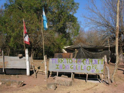 El portón de entrada de la comunidad