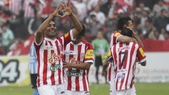 En un entretenido partido amistoso jugado en la Ciudadela San Martín le ganó por 1 a 0 a Atlético Tucumán