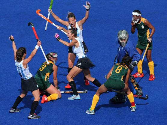 Argentina, actual campeón del mundo, goleó a Sudáfrica por 7-1, en el partido debut de los Juegos Olímpicos Londres 2012.