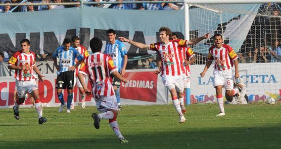 Atlético Tucumán y San Martín empataron 1 a 1,el partido de vuelta por la Copa Centenario