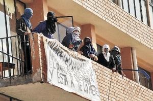 Estudiantes tomaron el Liceo Darío Salas, en Santiago