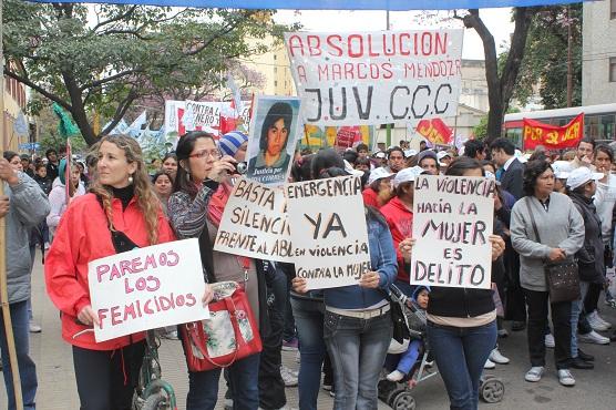 Una multitud se movilizó contra la violencia sexual y doméstica