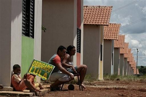 Viviendas populares entregadas por Rousseff