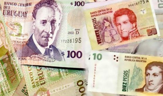 Pesos argentinos y uruguayos