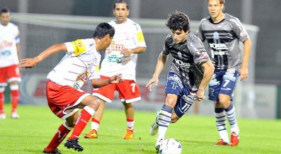 Talleres en el estadio Mario Alberto Kempes lo derrotó por 2 a 0 a San Martín