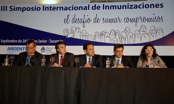 III simposio internacional de inmunizaciones que comenzó ayer en Tucumán