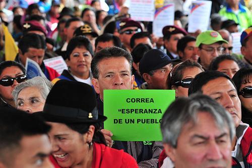 Correa encabeza preferencias electorales