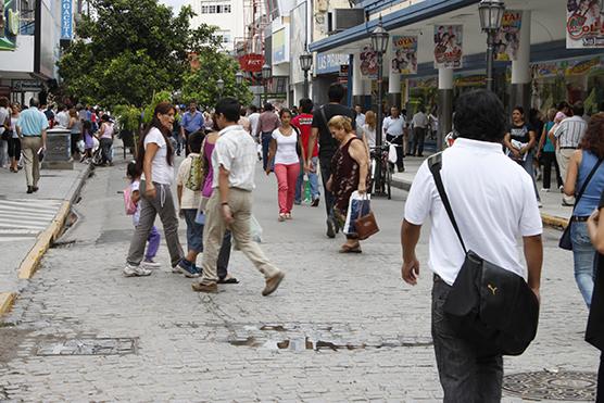 Comerciantes confían en lograr un nuevo récord de ventas para el Día de la Madre