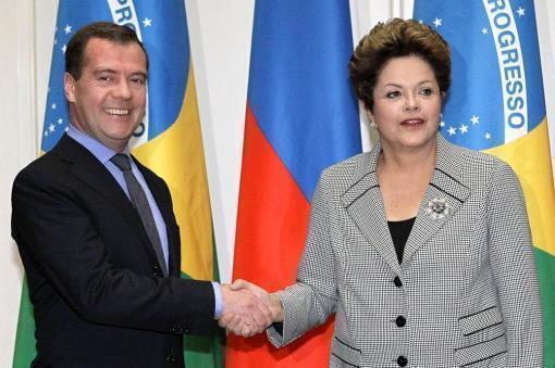 Rousseff con el primer ministro, Dmitri Medvedev