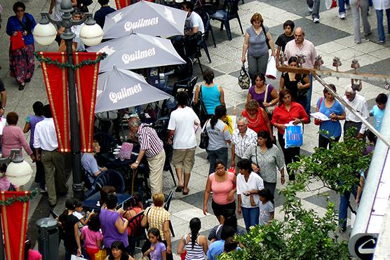 El Comercio trabajará el domingo mediodía 