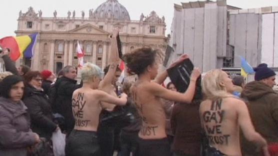 Protesta en el Vaticano