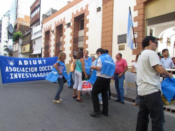 ADIUNT movilizará en medio de una paro por 24 horas exigiendo reivindicaciones laborales