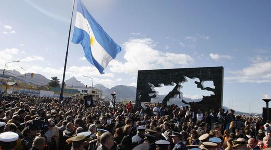 Argentina recuerda 31 años de guerra de Malvinas