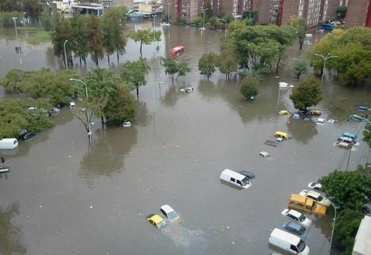 Un temporal sin precedentes dejó más de 48 muertos en La Plata