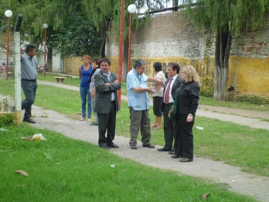 El Concejal José Ramos visitando barrios