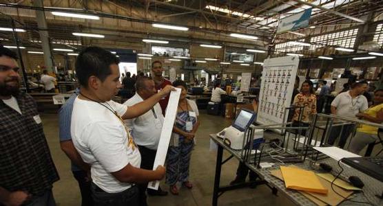 Se aceleran los preparativos para las elecciones del domingo