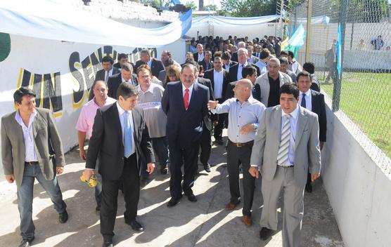 Autoridades recorren  la obra