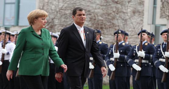 Correa y Merkel ayer en Berlín