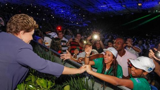 Rousseff en ceremonia del Maracana