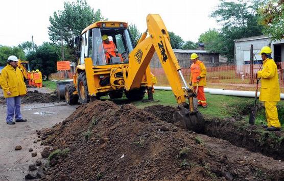 Alperovich e intendentes firmarán convenios con Nación para obras públicas