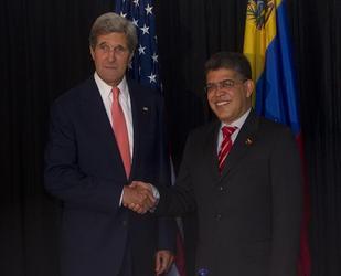 Kerry y Jaua, ayer en Antigua