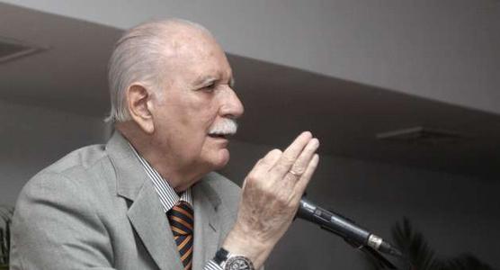 El periodista José Vicente Rangel 