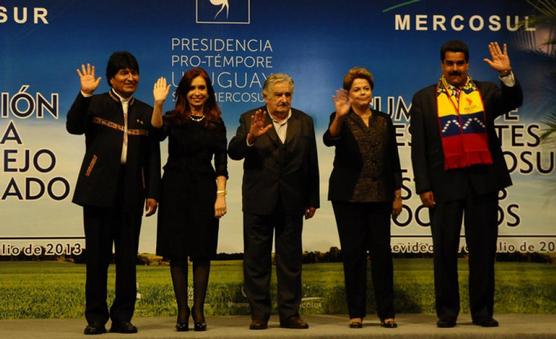 La foto familiar de los mandarios en Montevideo