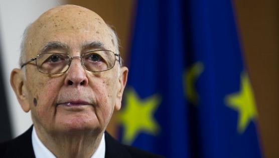 Napolitano lanza dura advertencia a partidos