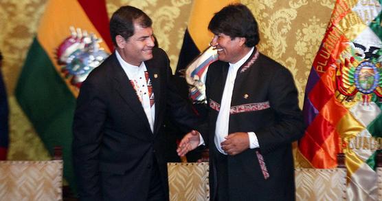 Morales y Correa firman convenios en encuentro para alcanzar la liberación de los pueblos