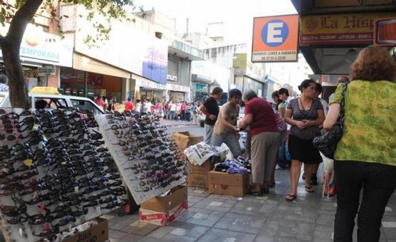 Ambulantes en el microcentro, eterno problema