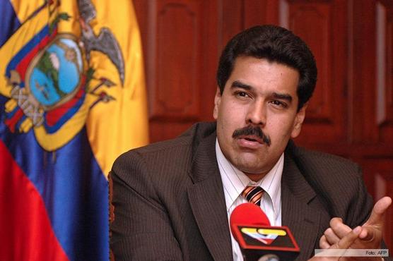 Maduro impulsa financiamiento público de la política