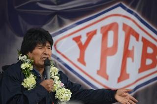 Morales durante el acto de inspección