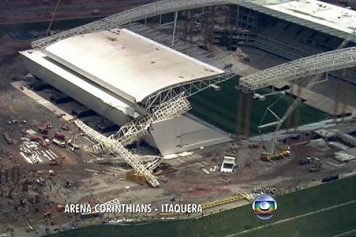 Derrumbe en estadio mundialista