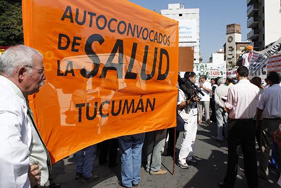 Autoconvocados de la Salud exigen que se adelanten las paritarias