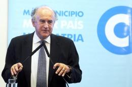 Oscar Parrilli espera respuestas institucionales