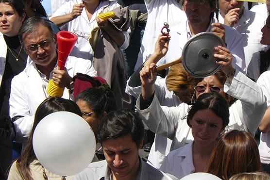 Trabajadores de la salud paralizaron los hospitales