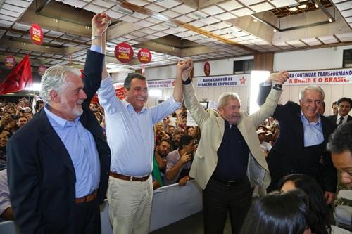 Lula durante un acto en Bahia