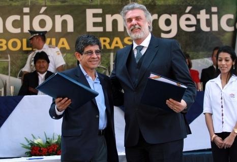 YPFB, Carlos Villegas y José Alcides Santoro, Director de Gas y Energía de PETROBRAS en Santa Cruz 