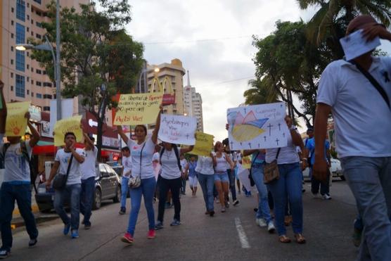 La movilización jaquea a los políticos mexicanos