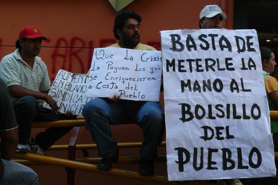 Con el aumento, las protestas